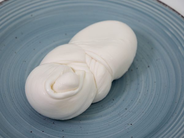 treccia di mozzarella 300 gr